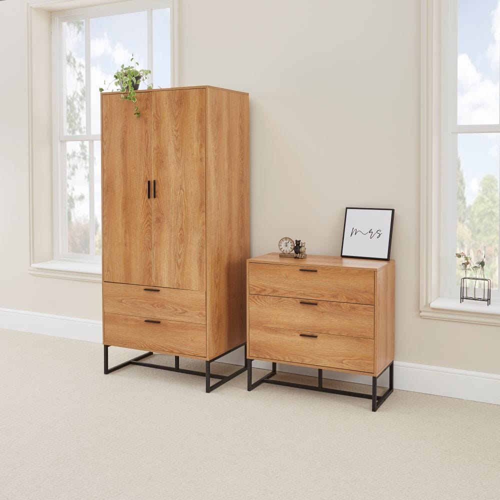 Belluno Ensemble de chambre à coucher de style industriel avec armoire et coffre