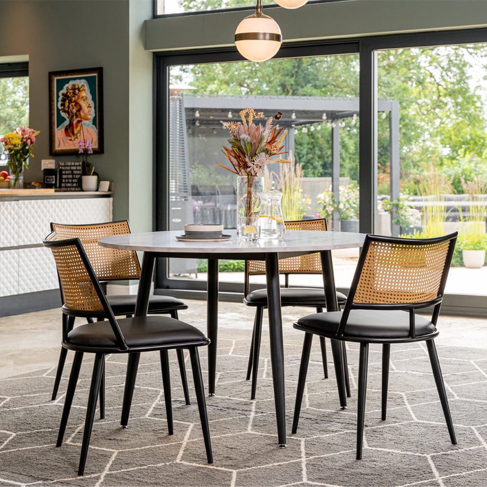 Table de salle à manger effet marbré Boho avec 4 chaises en rotin PE