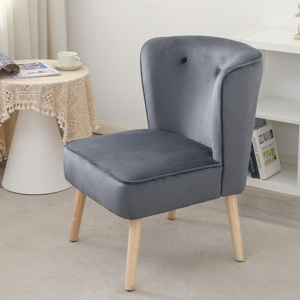 Chaise d'appoint en velours Jola avec pied en bois en gris