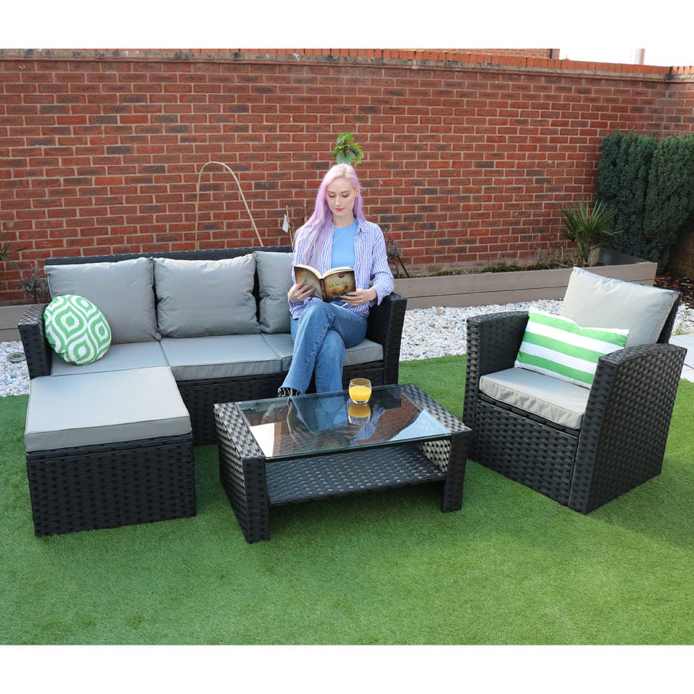 Rosen 5 Seater Rattan Garden Furniture Set In Black with rain cover option (Ensemble de meubles de jardin en rotin à 5 places en noir avec option de protection contre la pluie)